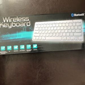 Mini Wireless keyboard white